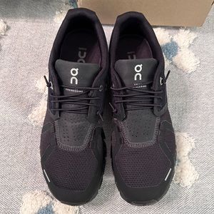 On Cloud 5 All Black Sneakers W 9.5